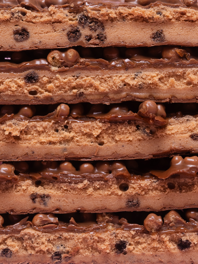 Barebells Cookies & Caramel Hover Background